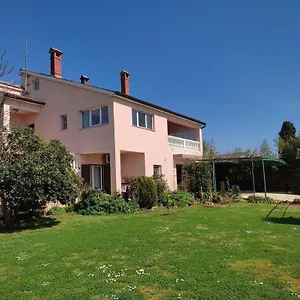 https://appartamento-da-vjeri.in-istria.net